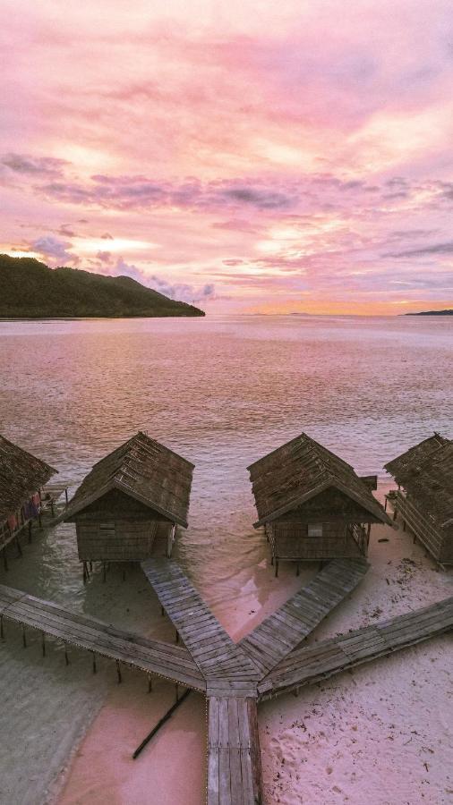 Nus Homestay Raja Ampat Kri Kültér fotó